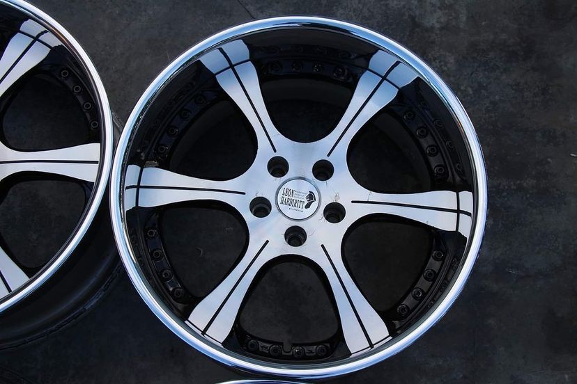 Leon Hardiritt Herzog Wheels | "18x9.5 ET +28 - Med Disk | Raw Polish - Image 5