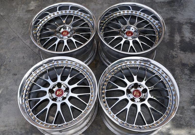 Work VSXX Wheels | "17x9.5 ET +24 - R Disk | Raw Chrome