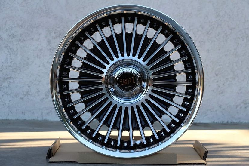 Work Emitz Wheels | “20x9.5 ET +18 & “20x10.5 ET +22 | 5x114.3
